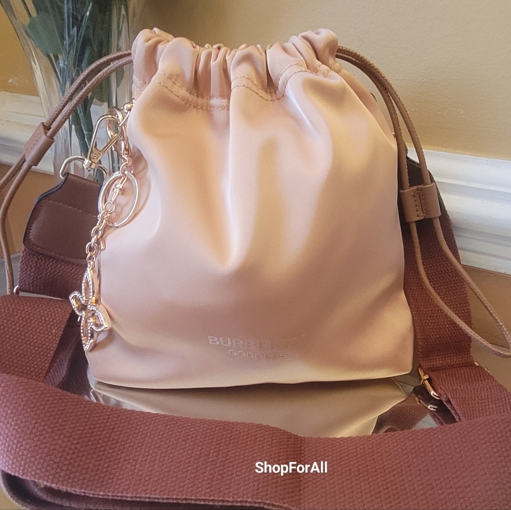 Burberry draw string pouch - Picture 1 of 13
